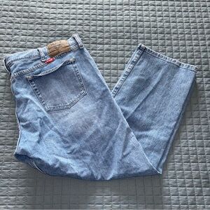 Wrangler Jeans Men's 40x30 Regular Straight Leg Resewn Hem Actual 40X26.5